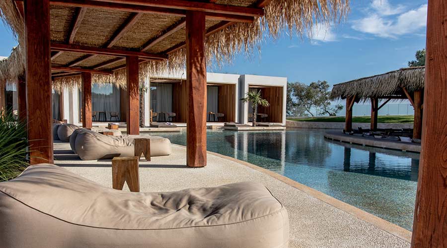 Hotel Pool